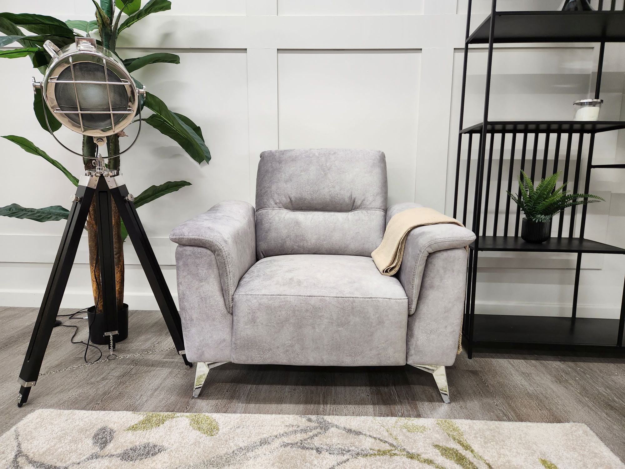 Hilton Armchair