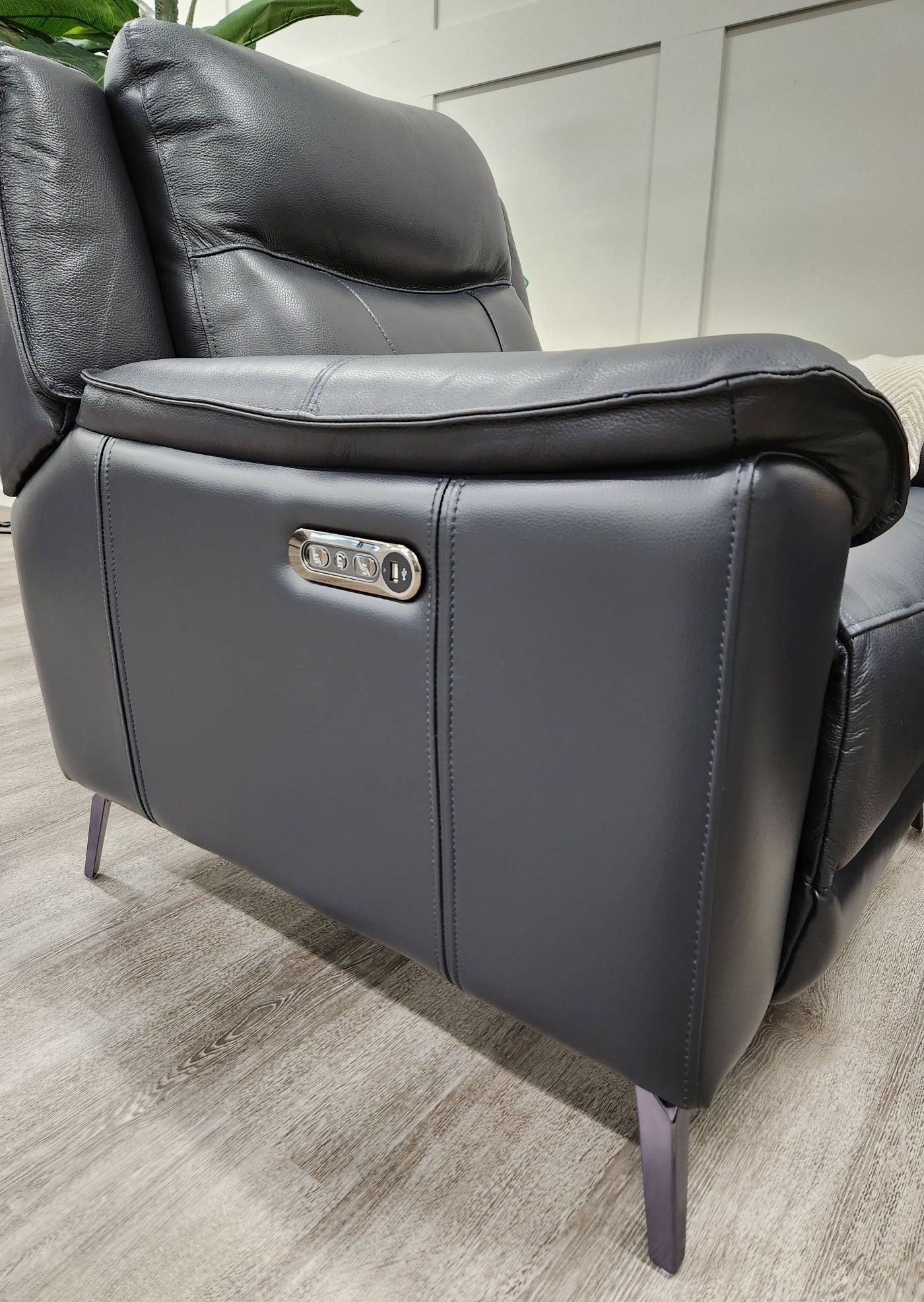 Arles Chair Power Recliner