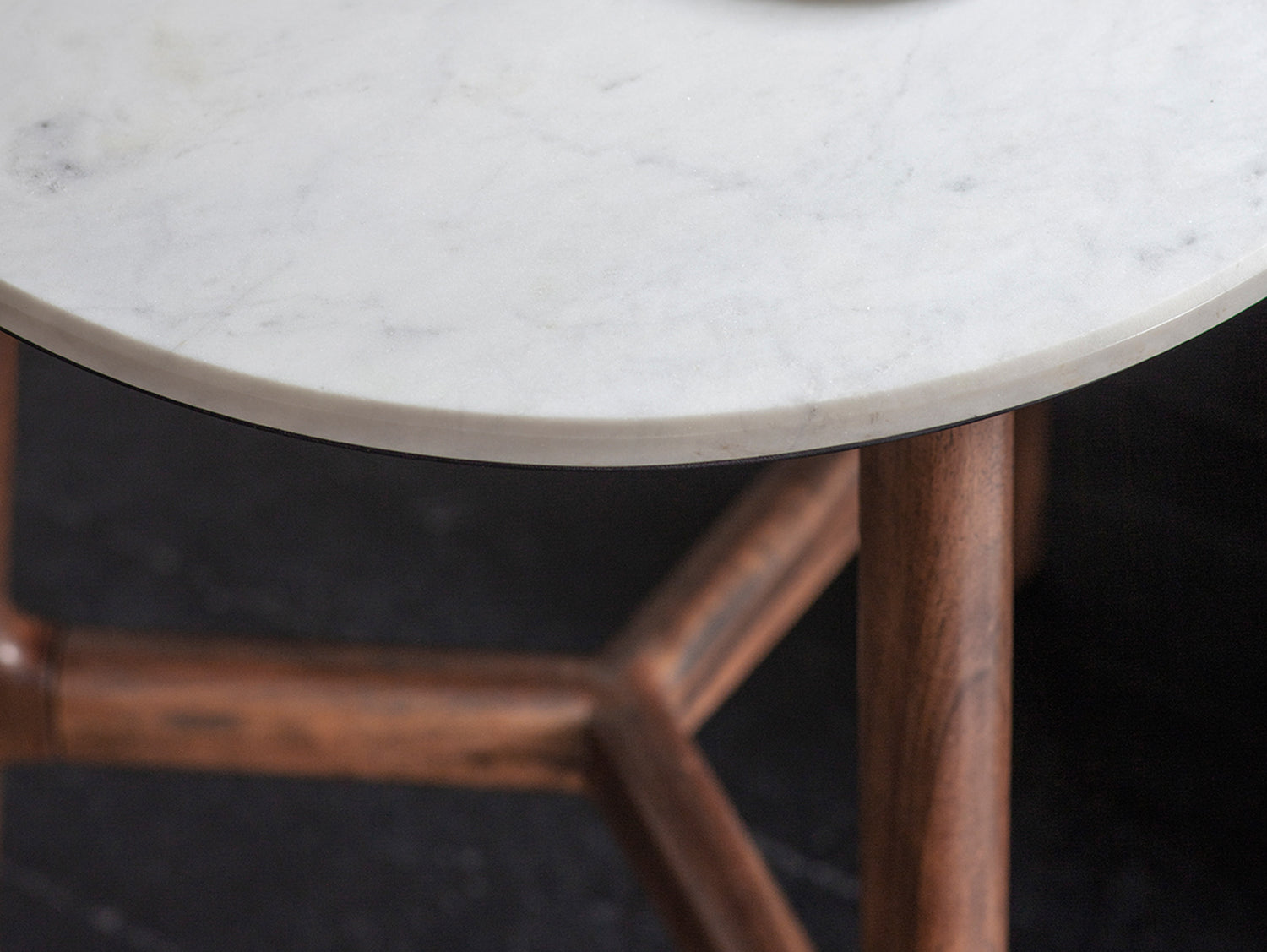 Corona Lamp Table
