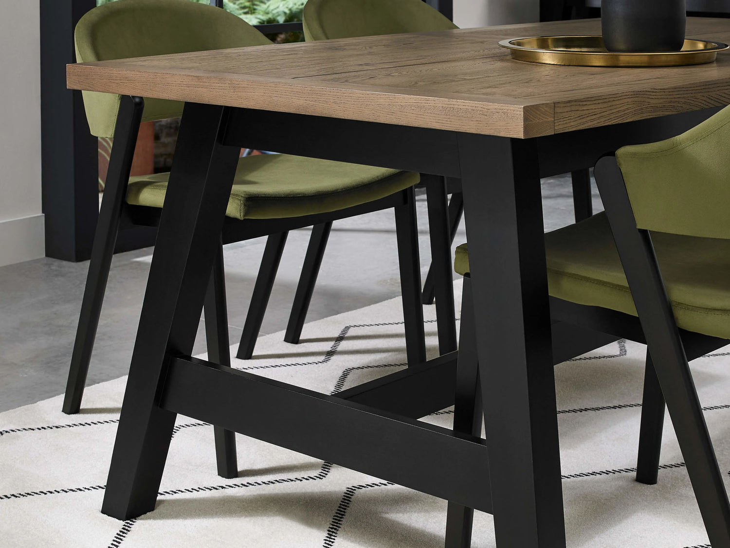 Candice 6-8 Seater Extendable Dining Table