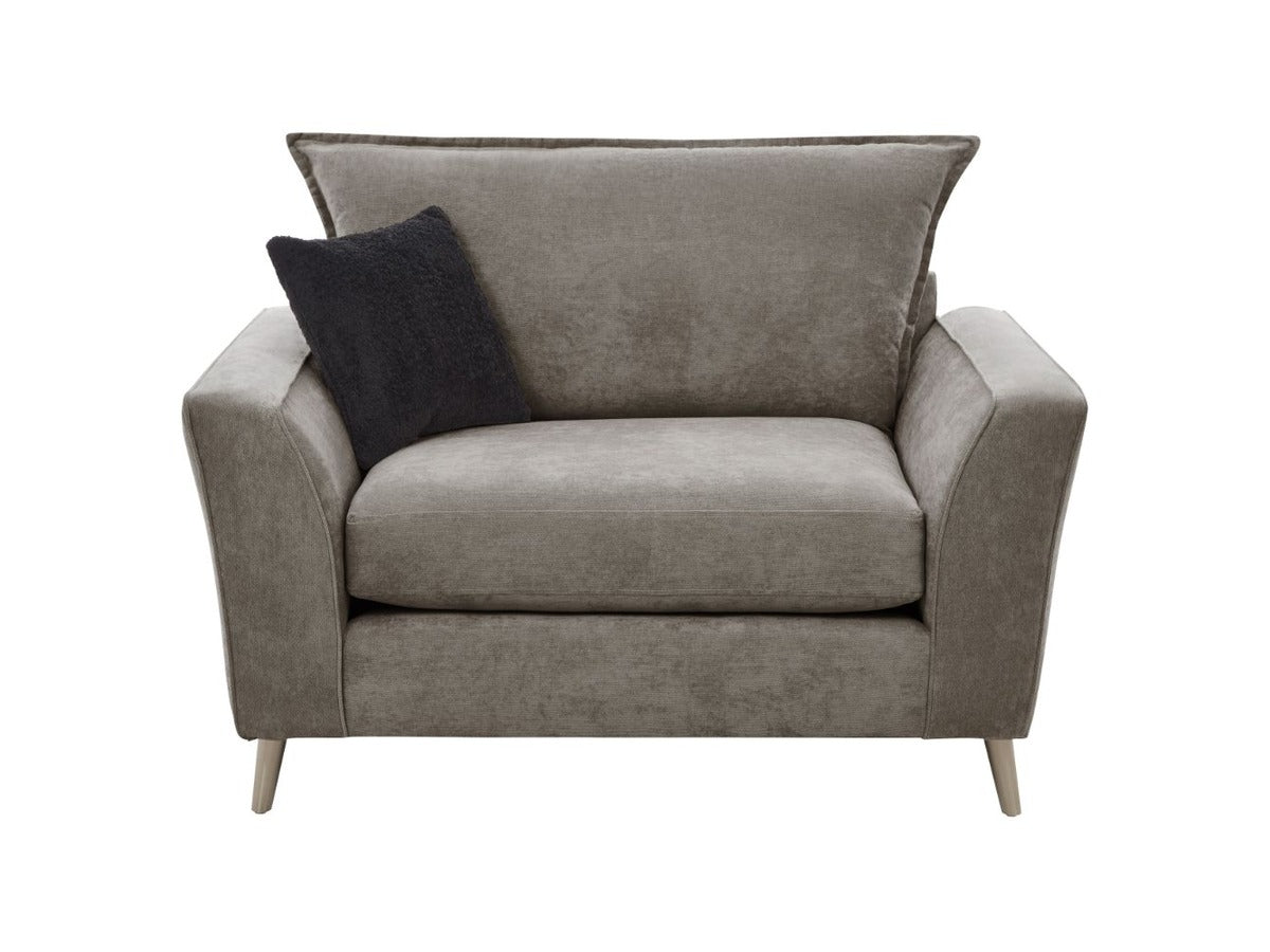 Dalby Love Chair