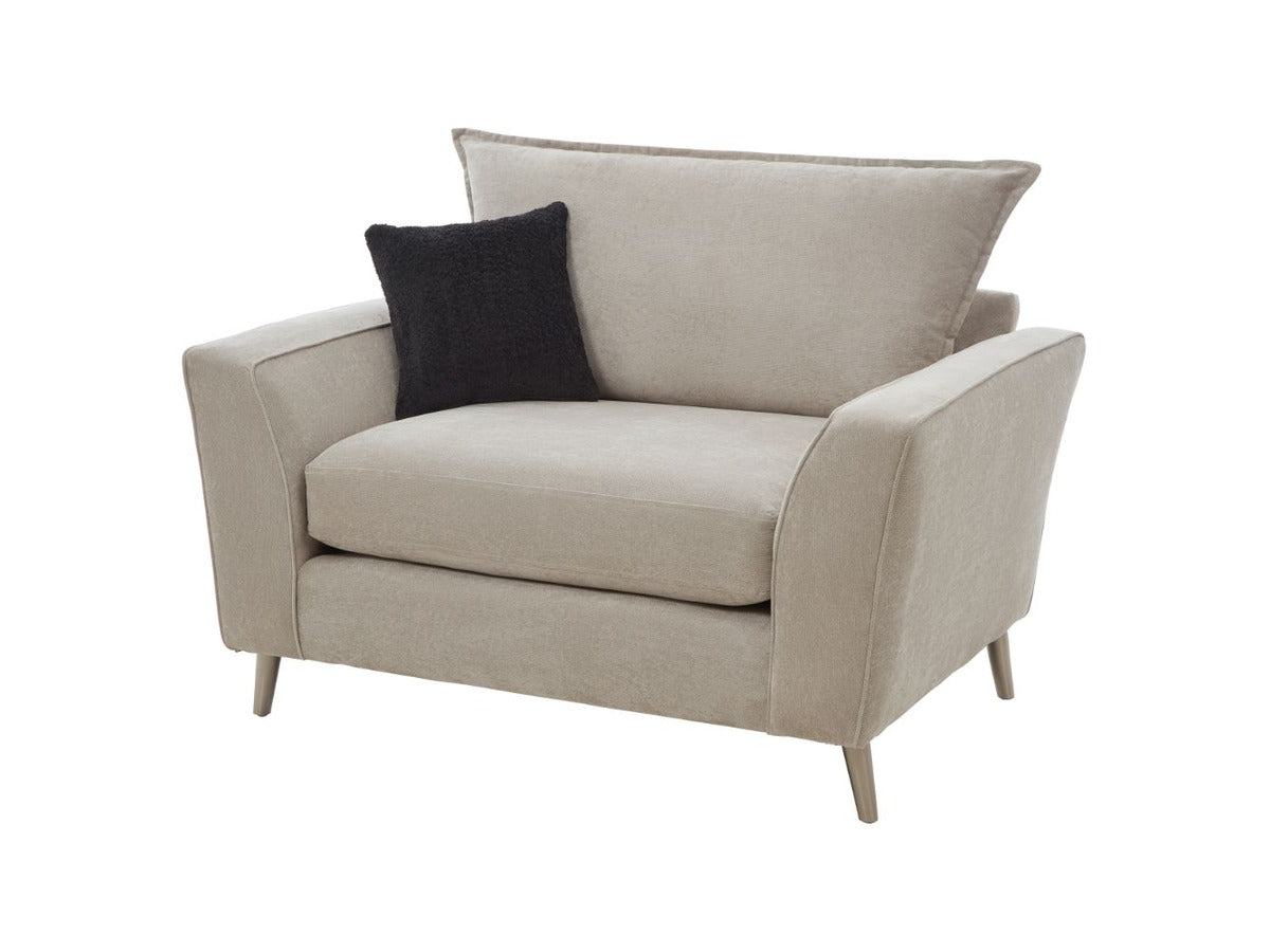 Dalby Love Chair