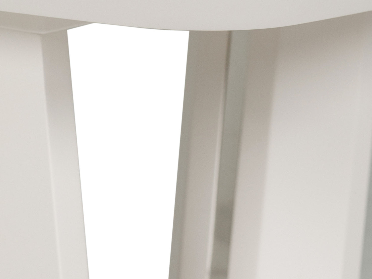 Florence Lamp Table