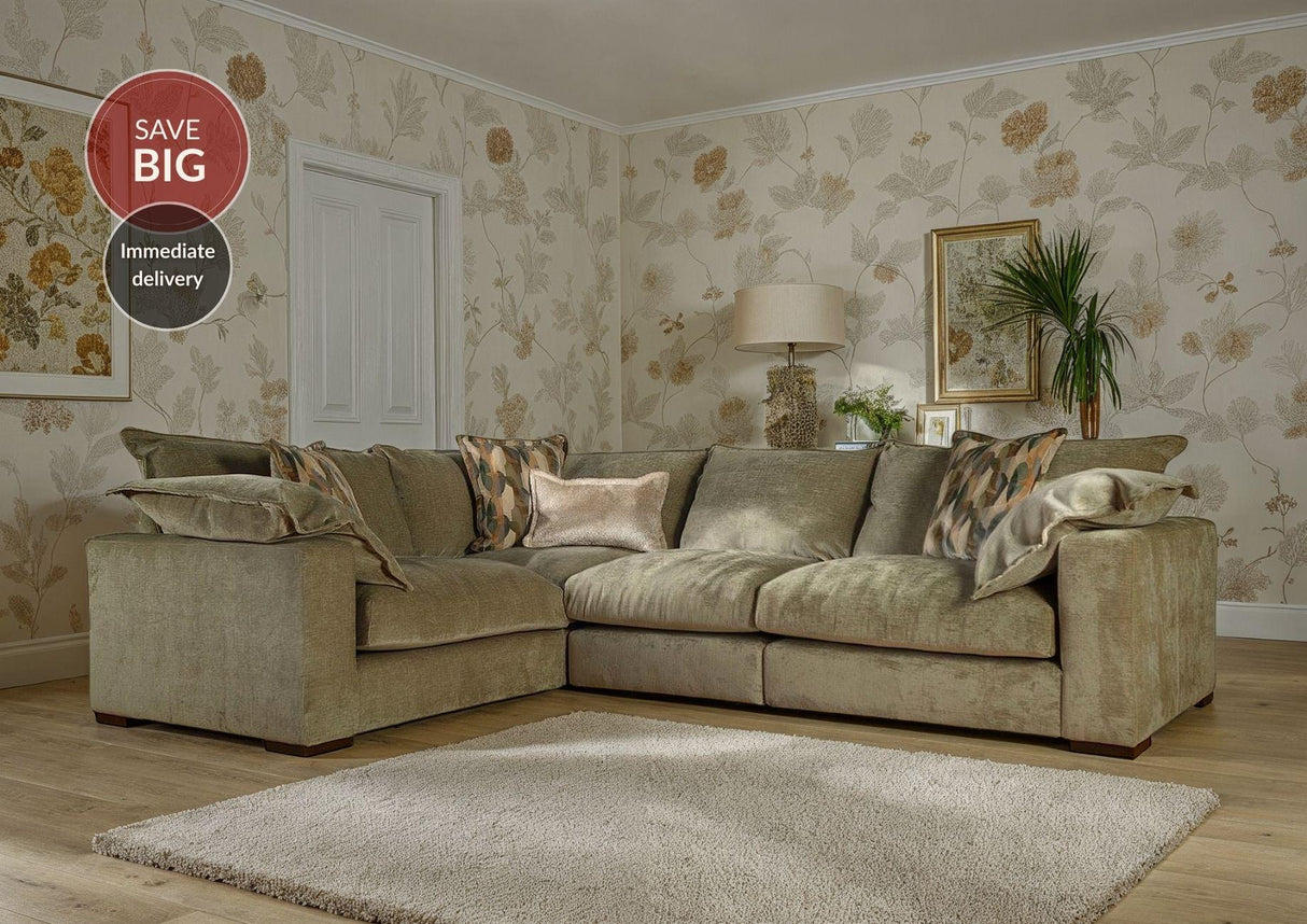 Laurel 1 Corner 1 with Armless Unit