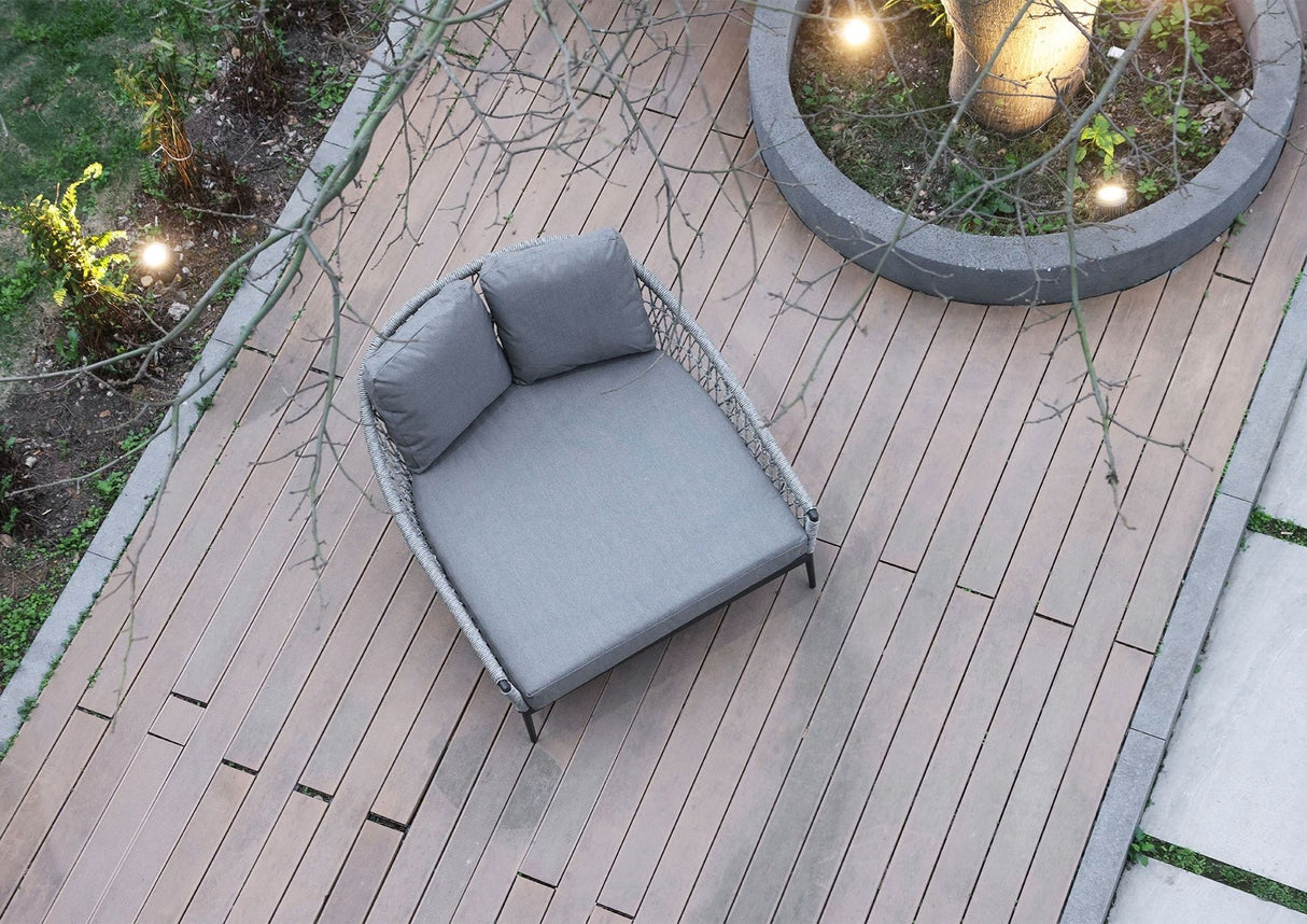 Marra Garden Lounge Bed