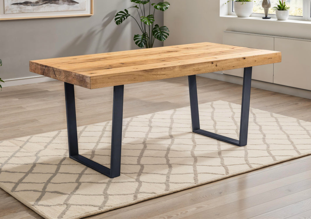 Porto Oak Dining Table