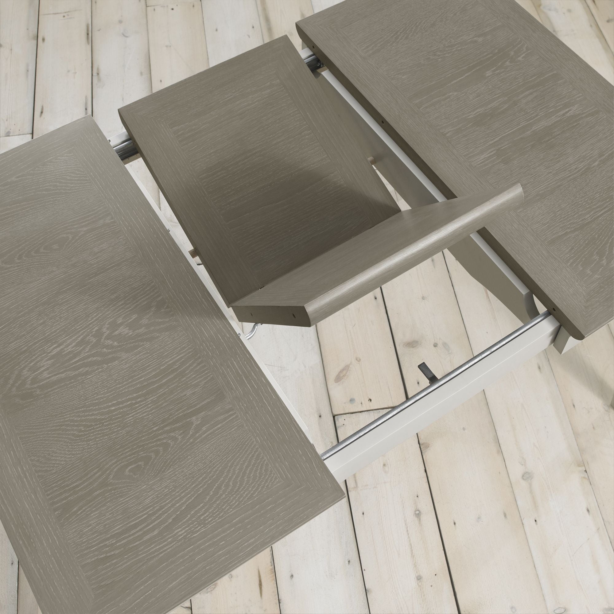 Boden 2-4 Extending Dining Table