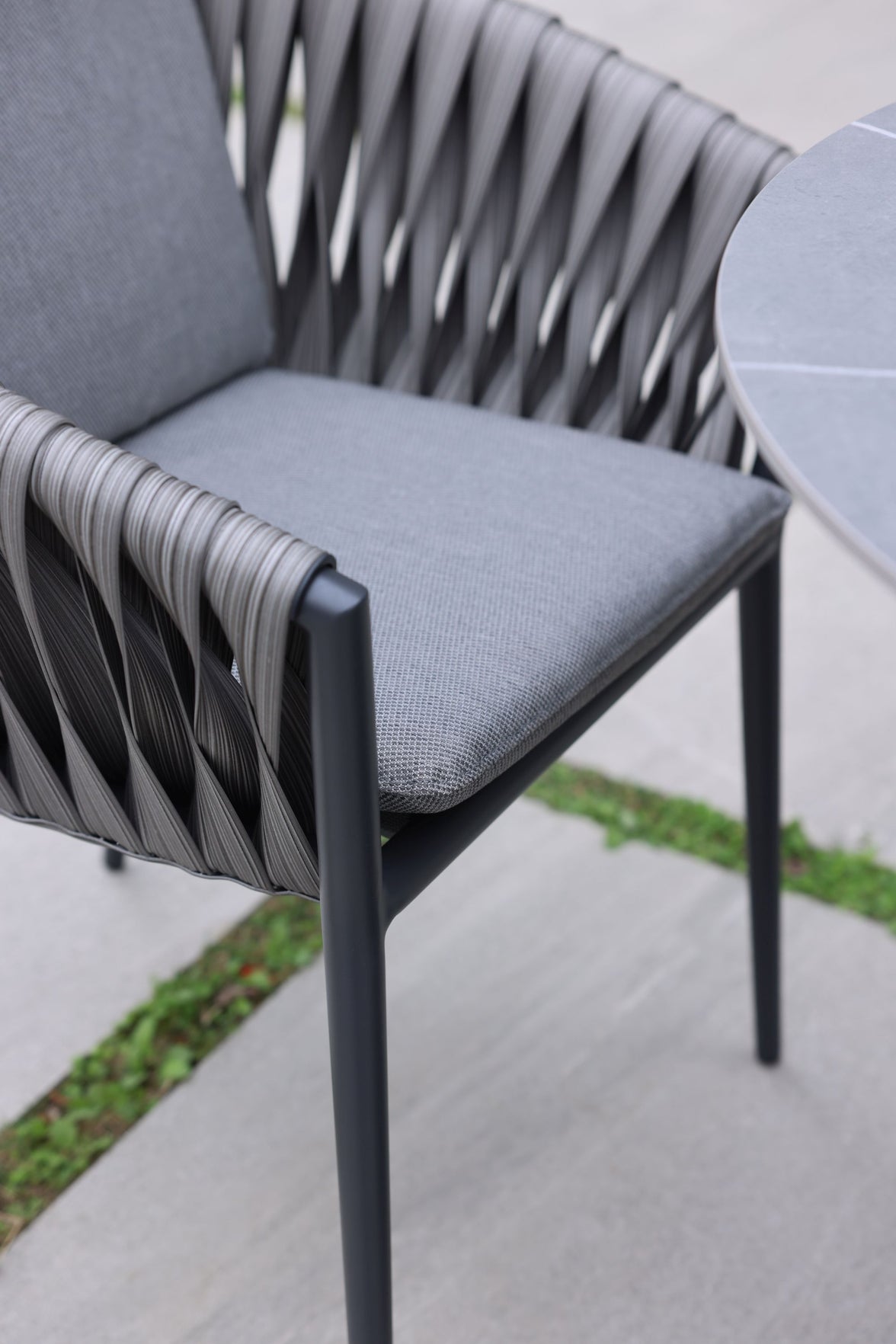 New Freedom Garden Dining Set with Wicker Chairs | NCF Living
