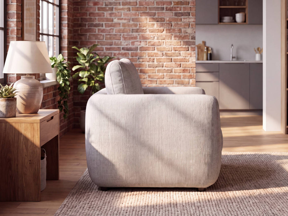Amor Armchair
