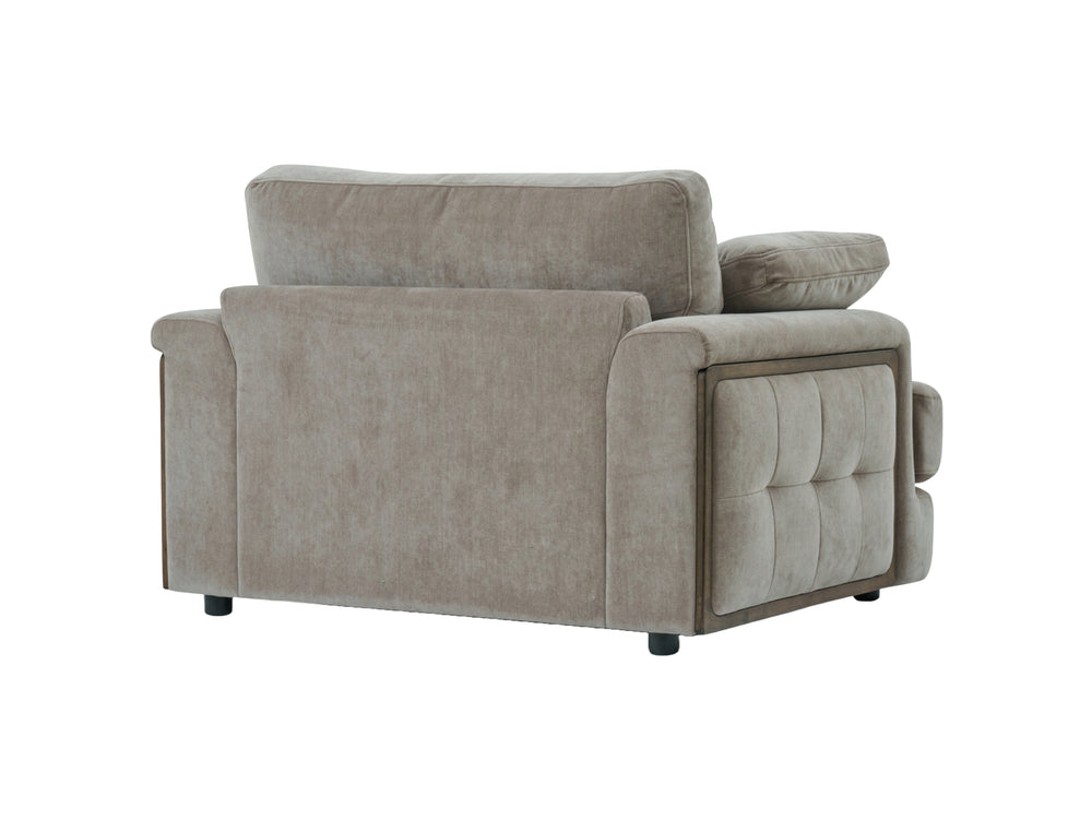 Bonita Love Chair