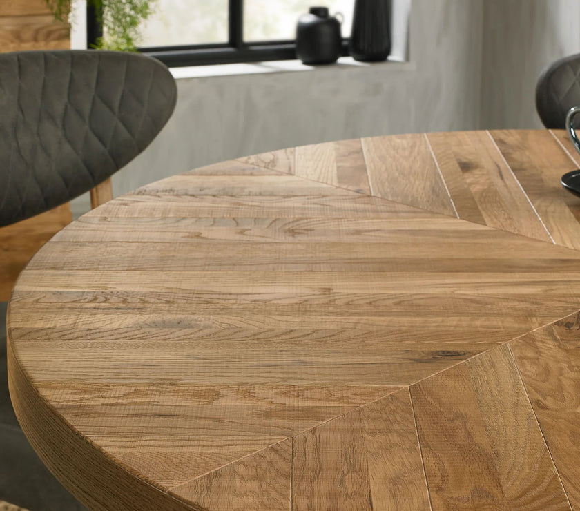Elliot Rustic Oak Round Dining Table