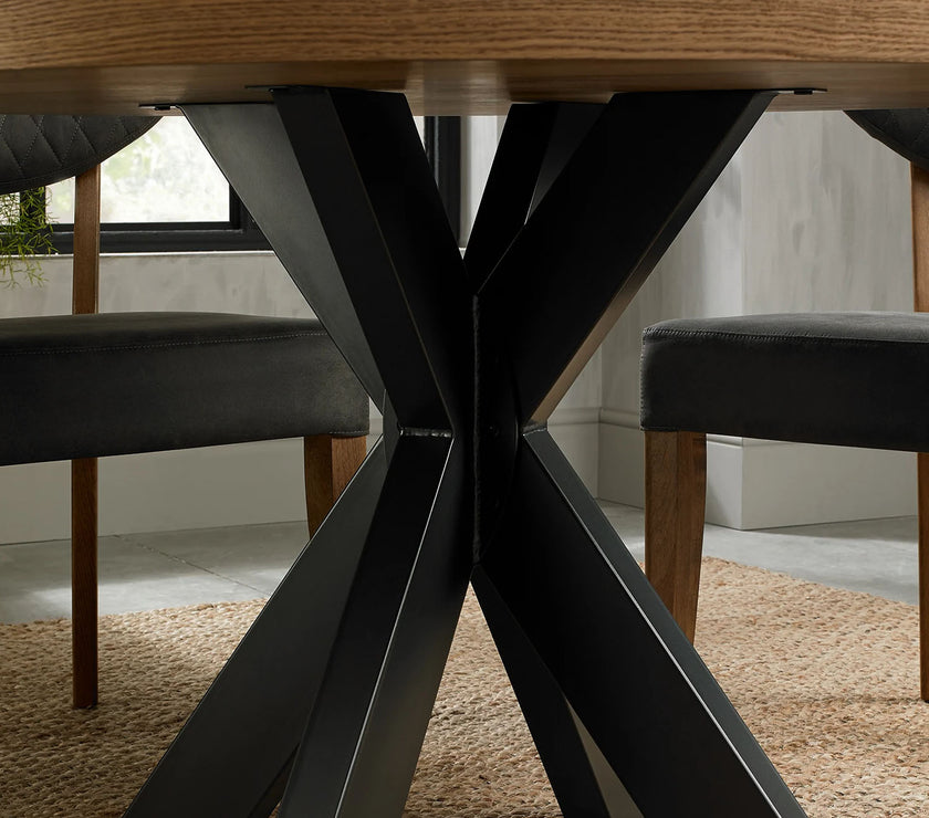 Elliot Rustic Oak Round Dining Table