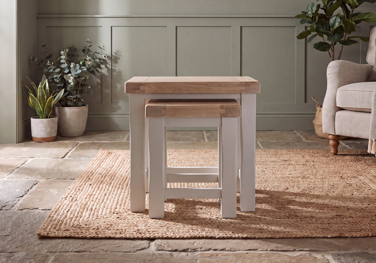 Iliana Nest of Tables
