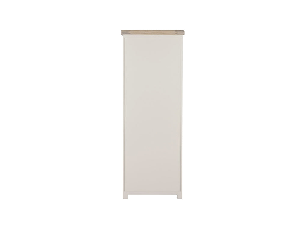 Iliana Bookshelf