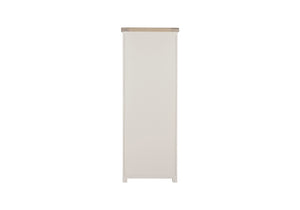 Iliana Bookshelf