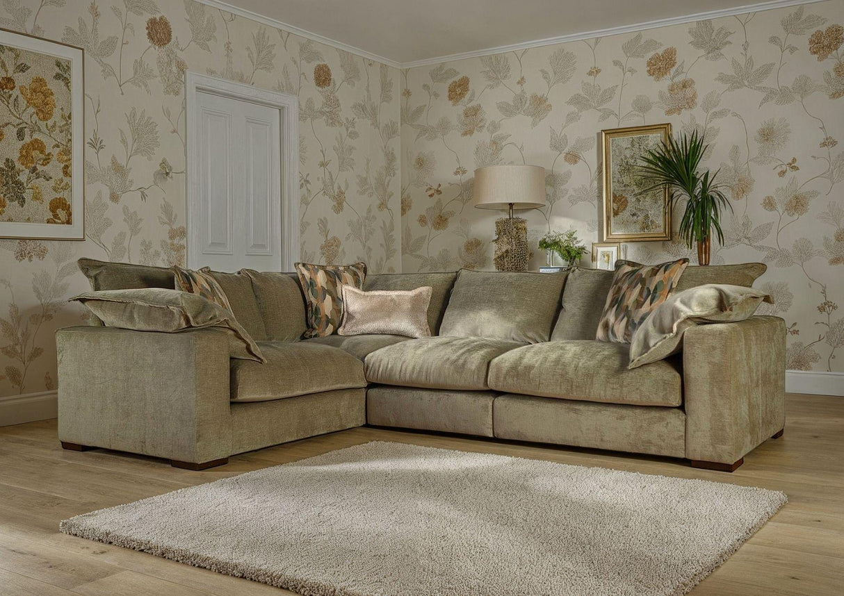 Laurel 1 Corner 1 with Armless Unit