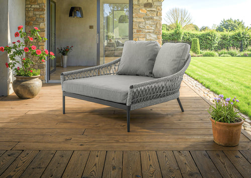 Marra Garden Lounge Bed