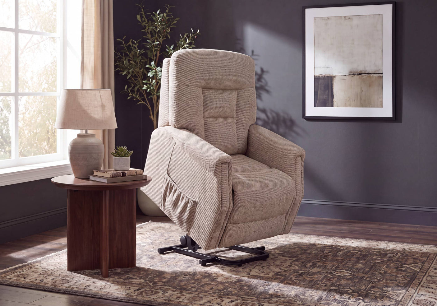 Maxim Riser Recliner