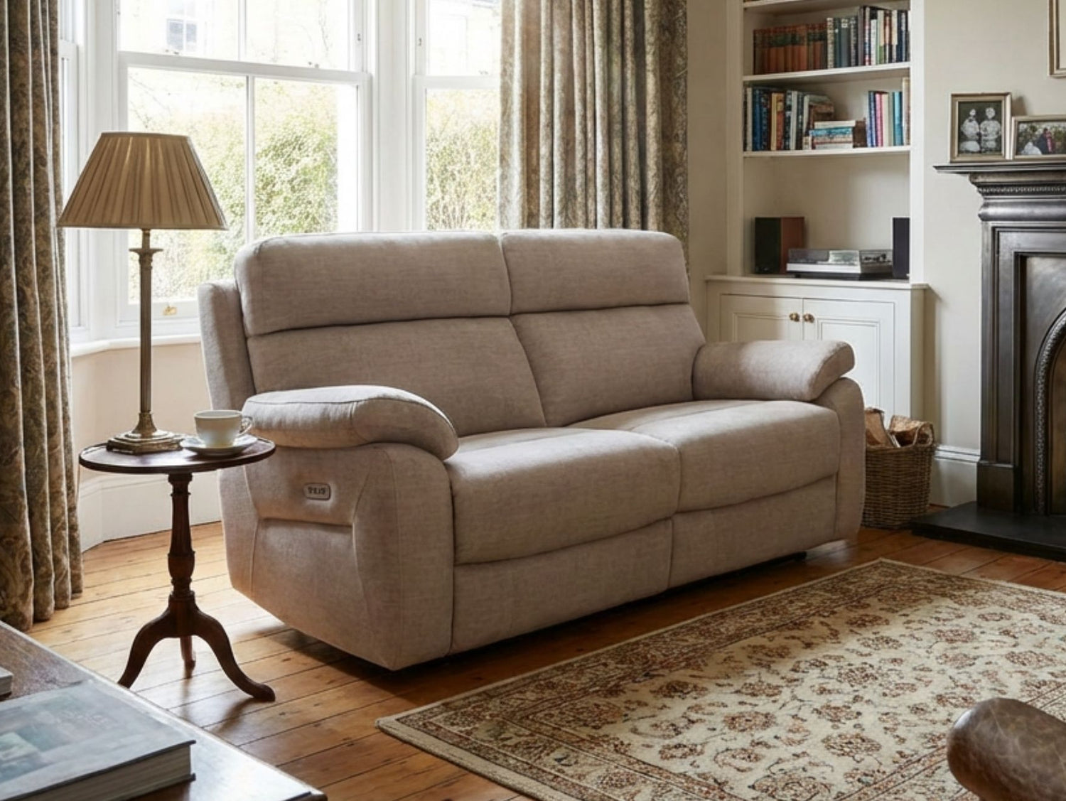 Hunter 3-Seater Power Recliner with Power Headrest