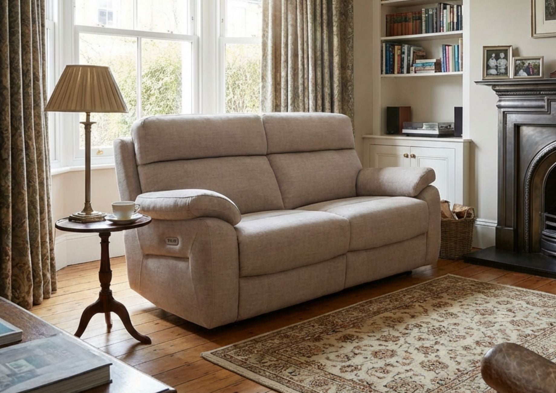 Hunter 3-Seater Power Recliner with Power Headrest