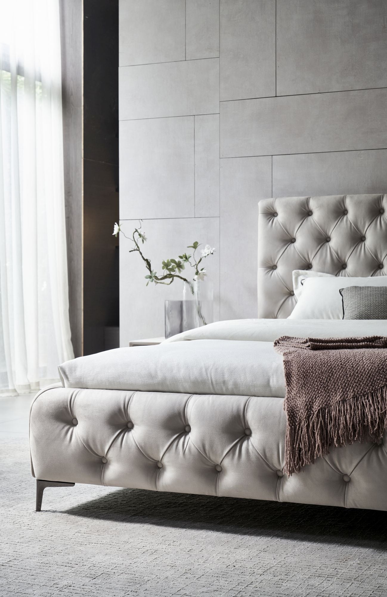 White tufted deals bed king