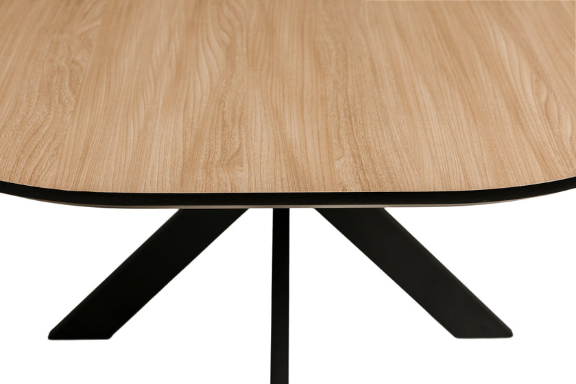 Sadia "SMART" Surface Large Oval Table