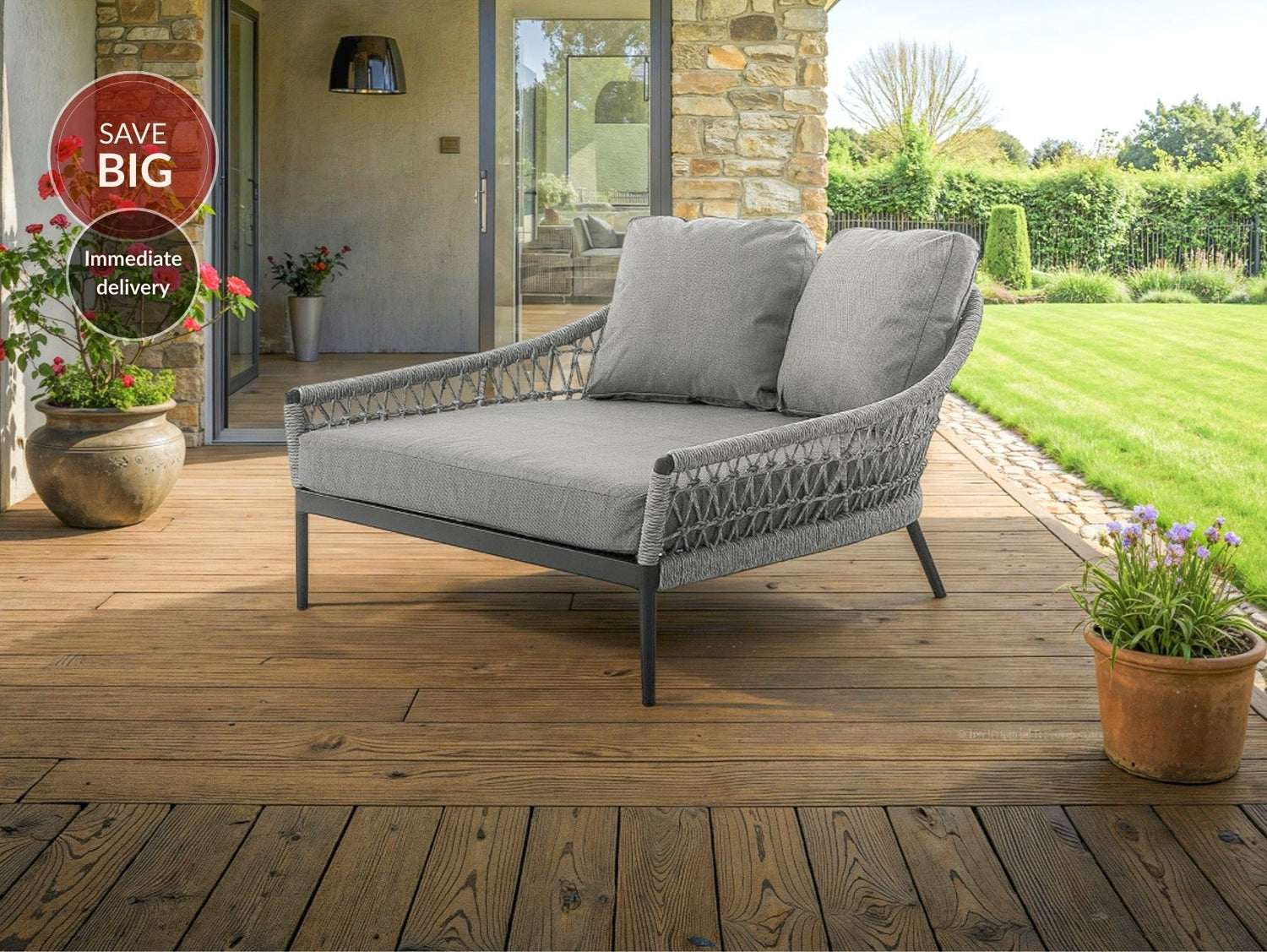 Marra Garden Lounge Bed