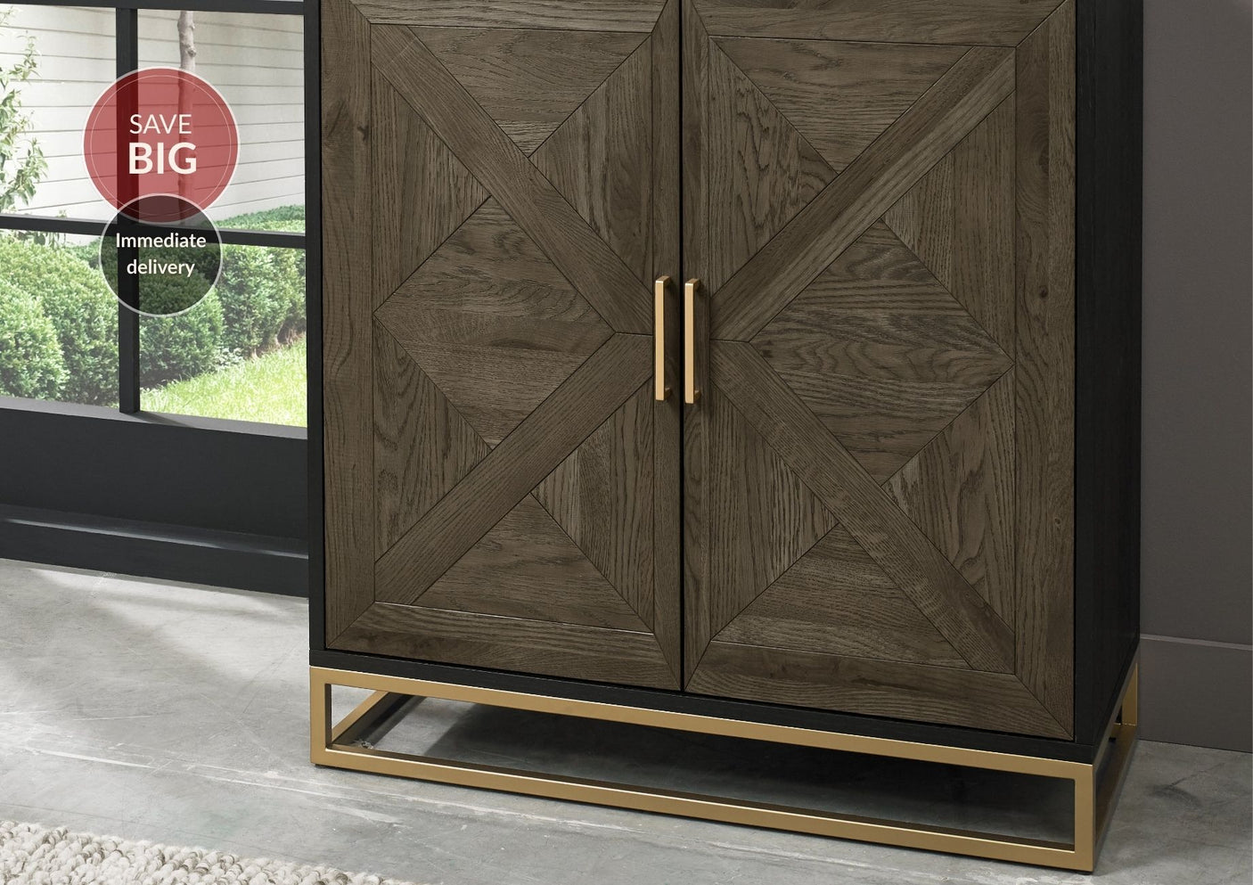 Lindos Fumed Oak Drinks Cabinet