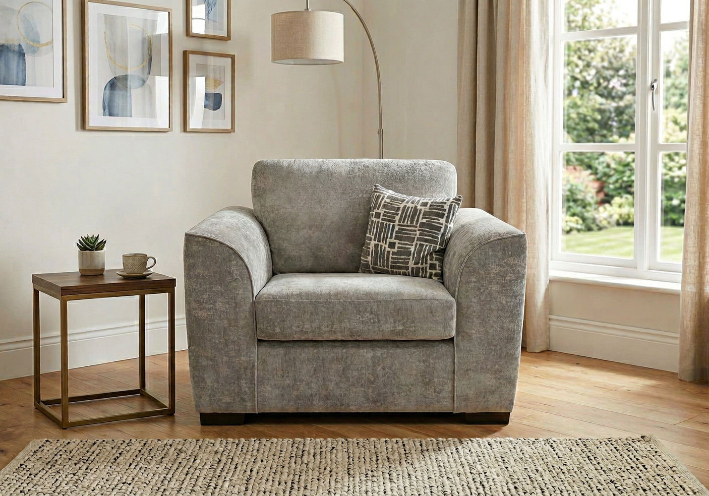 Oakley Love Chair