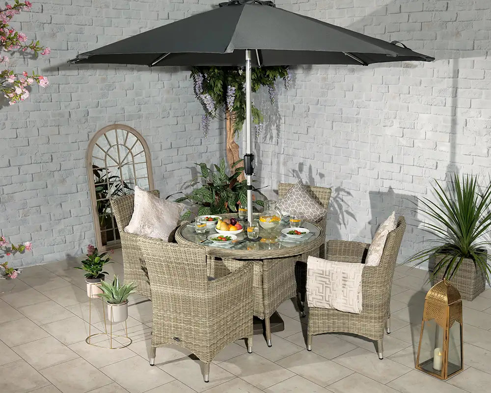 Wentworth Garden 4 Seater Round Carver Bistro Set