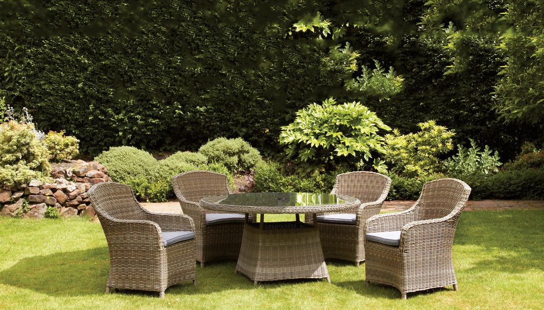 Wentworth Garden 4 Seater Round Imperial Dining Set