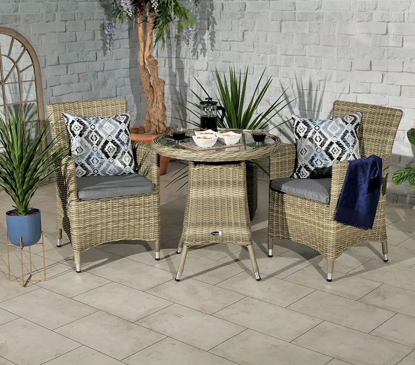 Wentworth Garden 2 Seater Round Carver Bistro Set