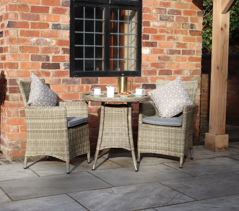 Wentworth Garden 2 Seater Round Carver Bistro Set