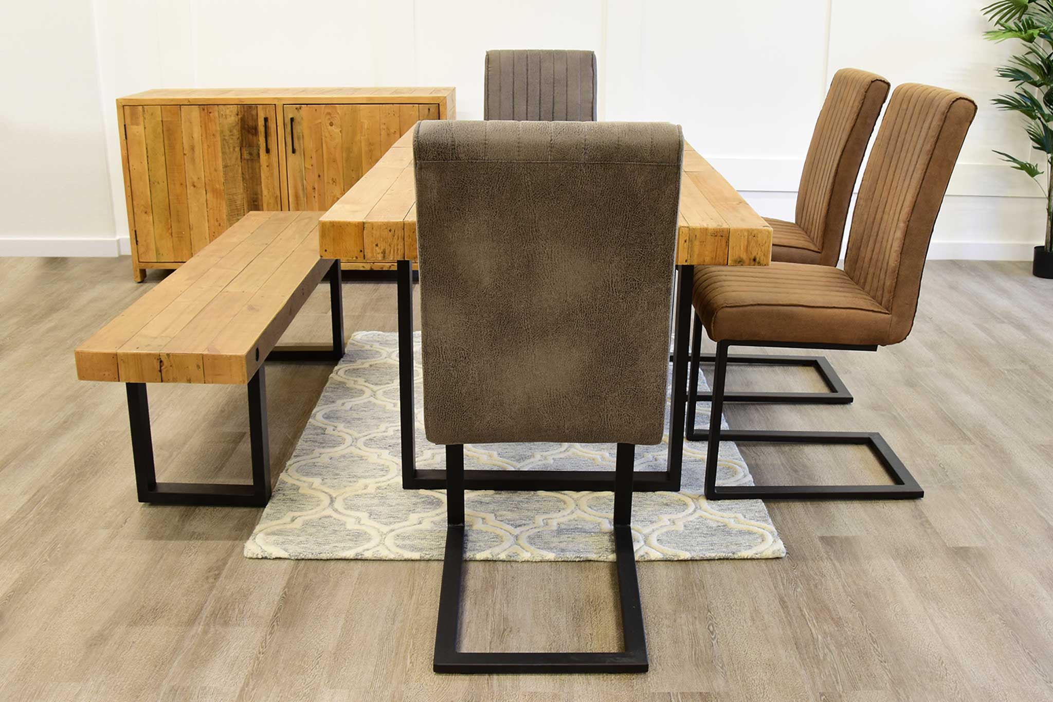 Oregon 140/180 Extending Dining Table