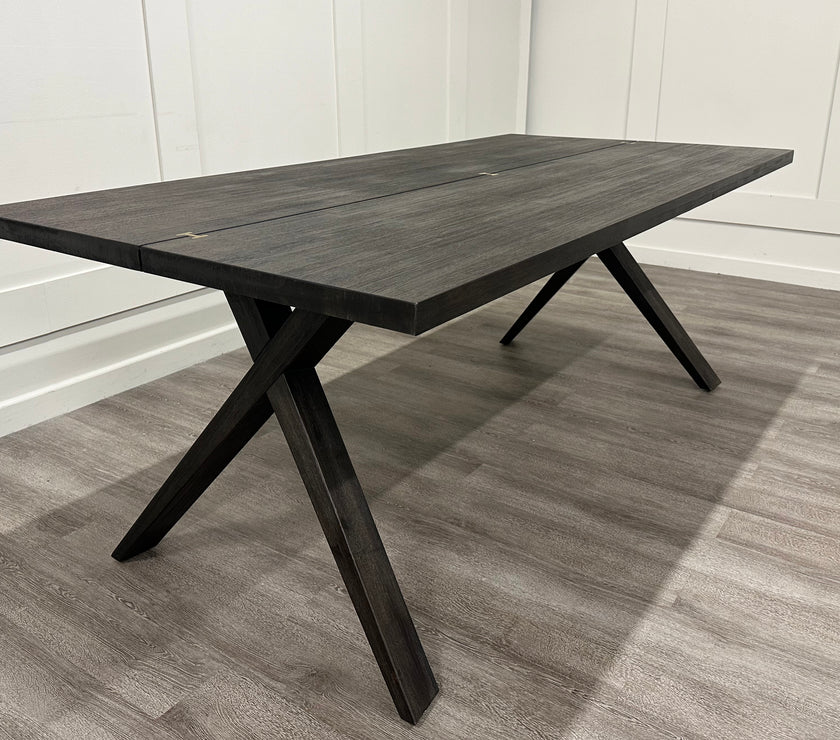 Embla Dining Table