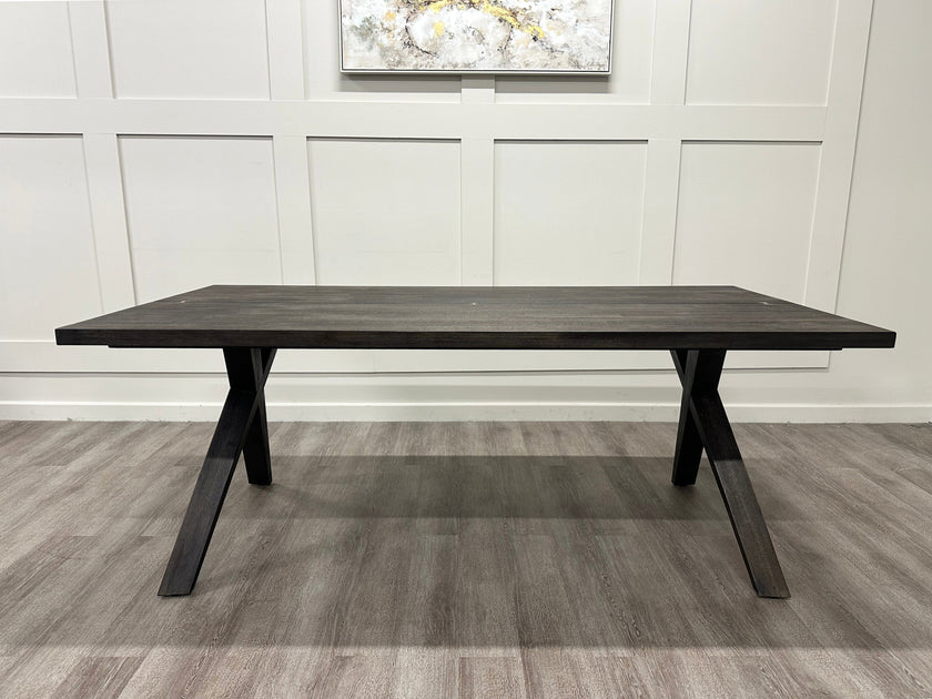 Embla Dining Table