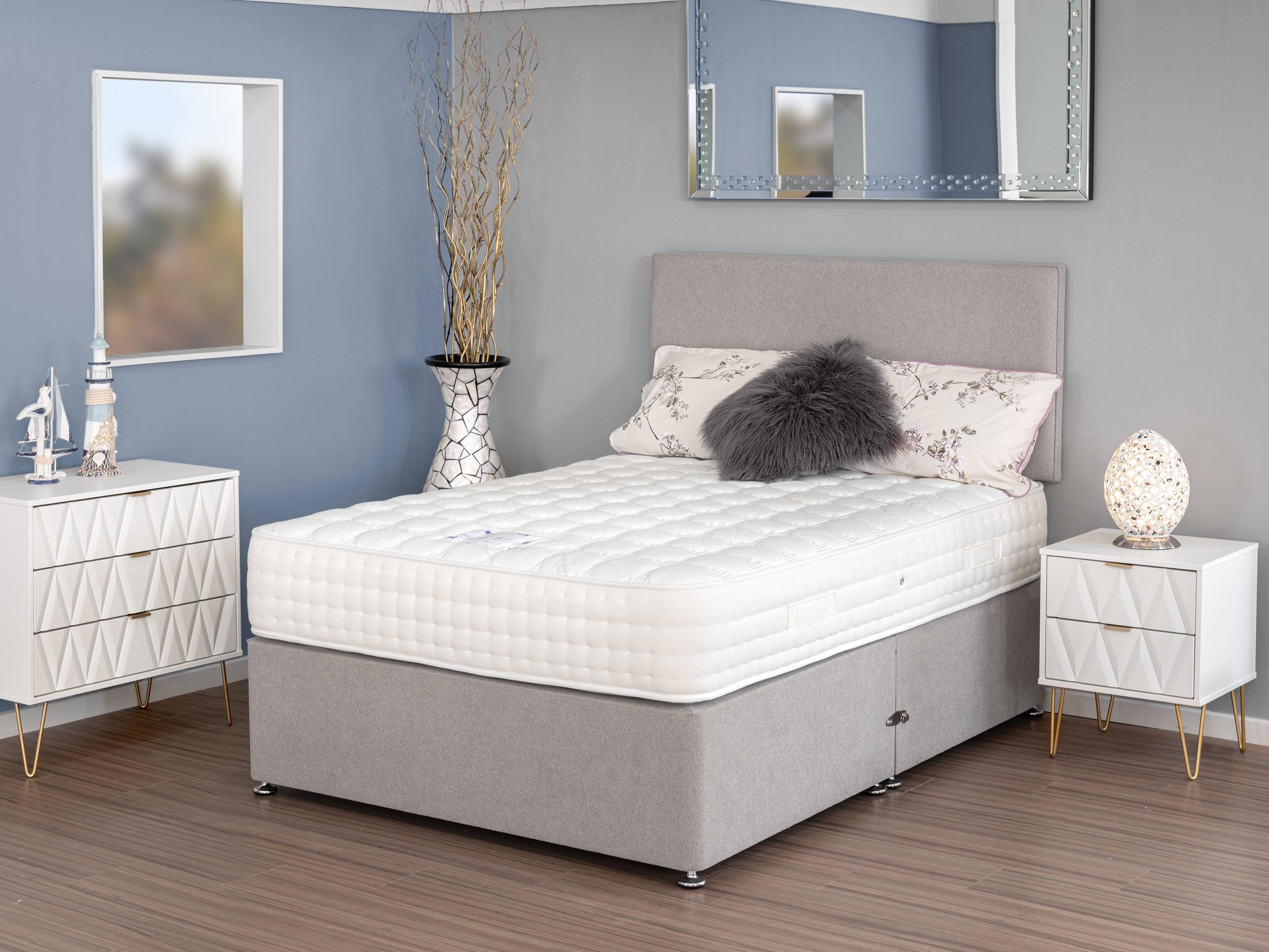 Divan Base including Pocket Ice Mattress